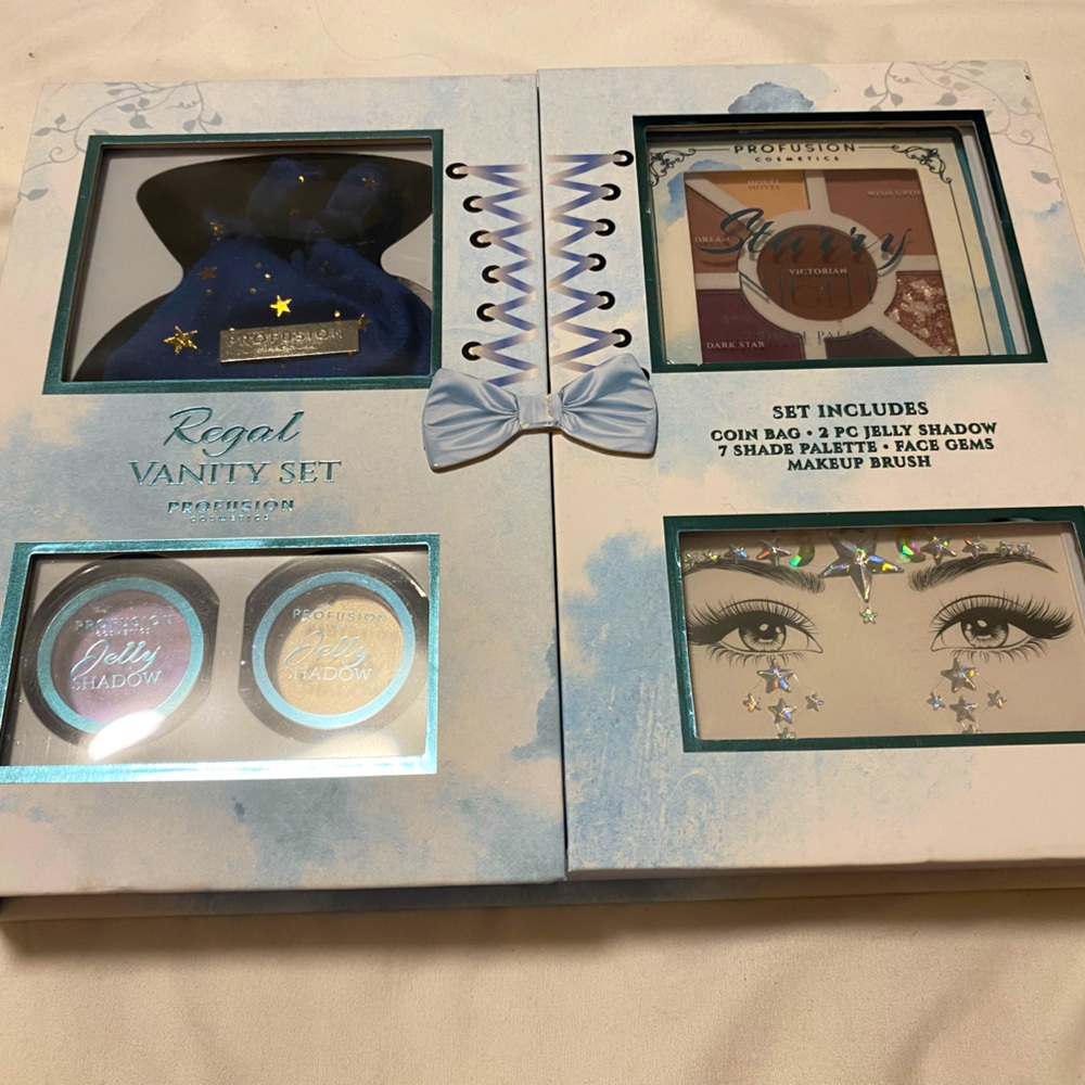 Profusion cosmetics makeup. Regal vanity set